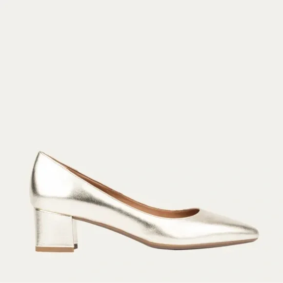 AQUATALIA
Pasha Metallic Office Pumps like new size 9 - Picture 2 of 13